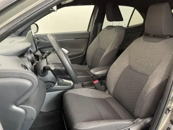 TOYOTA YARIS CROSS I - voiture d'occasion - Photo 18