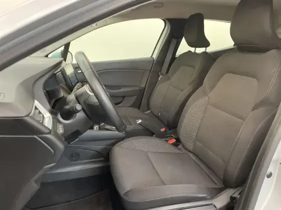 RENAULT CLIO V - voiture d'occasion - Photo 18