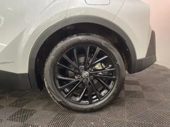 TOYOTA C-HR II - voiture d'occasion - Photo 24