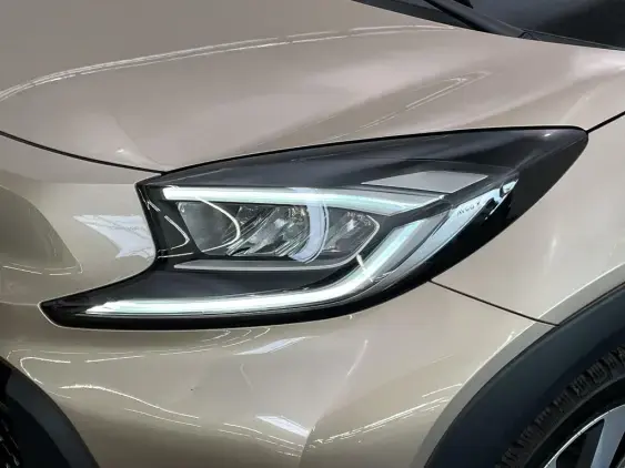 TOYOTA AYGO X - voiture d'occasion - Photo 22