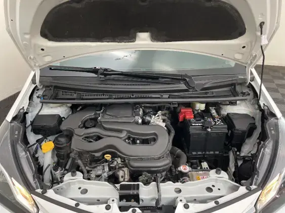 TOYOTA YARIS III - voiture d'occasion - Photo 21