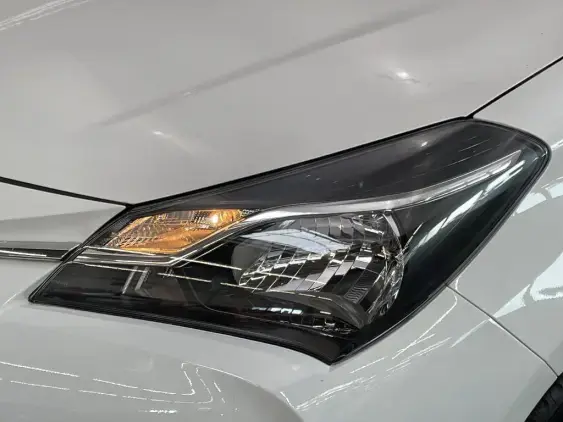 TOYOTA YARIS III - voiture d'occasion - Photo 22