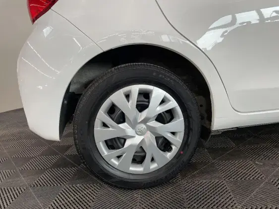 TOYOTA YARIS III - voiture d'occasion - Photo 25