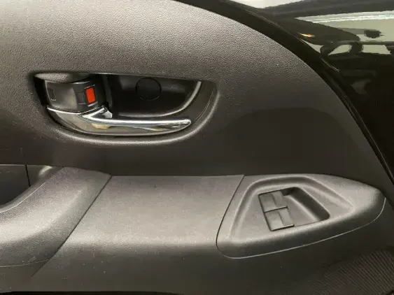 TOYOTA AYGO II - voiture d'occasion - Photo 17