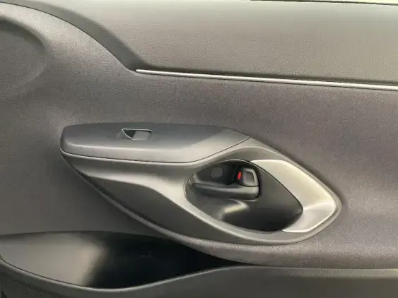 TOYOTA YARIS CROSS I - voiture d'occasion - Photo 20