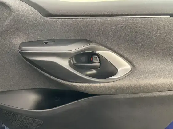 TOYOTA YARIS IV - voiture d'occasion - Photo 20