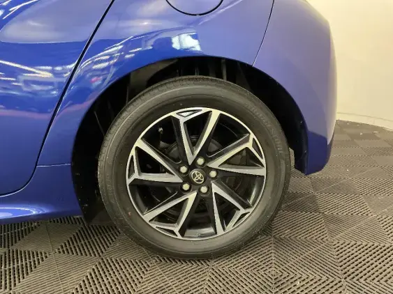 TOYOTA YARIS IV - voiture d'occasion - Photo 24