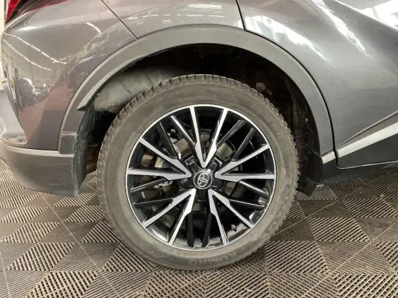 TOYOTA C-HR - voiture d'occasion - Photo 25