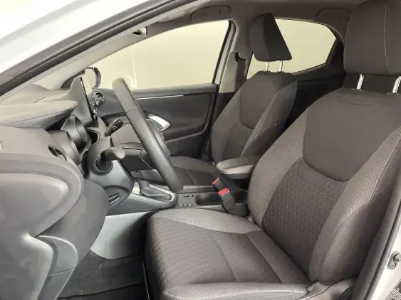 TOYOTA YARIS IV - voiture d'occasion - Photo 18