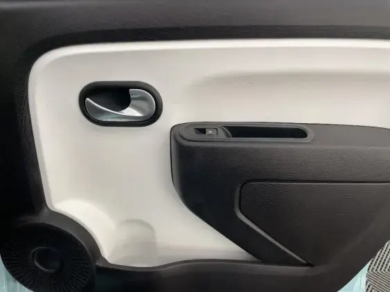 RENAULT TWINGO III - voiture d'occasion - Photo 20