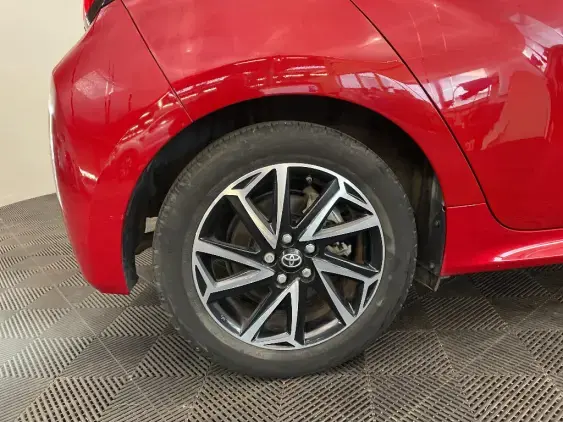 TOYOTA YARIS IV - voiture d'occasion - Photo 25