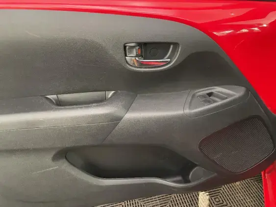 TOYOTA AYGO II - voiture d'occasion - Photo 19