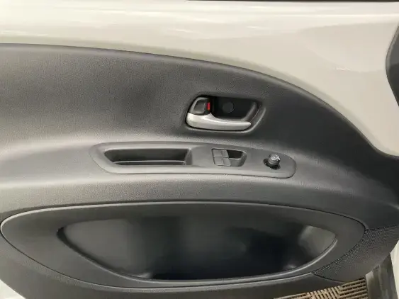 TOYOTA AYGO X - voiture d'occasion - Photo 19