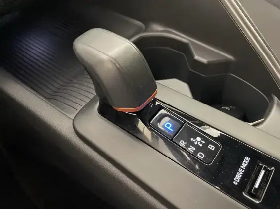 TOYOTA C-HR II - voiture d'occasion - Photo 17