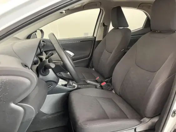 TOYOTA YARIS IV - voiture d'occasion - Photo 18