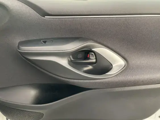 TOYOTA YARIS IV - voiture d'occasion - Photo 20