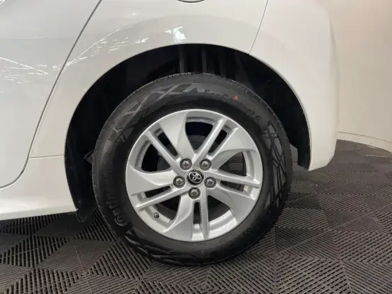 TOYOTA YARIS IV - voiture d'occasion - Photo 24