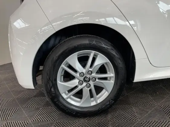 TOYOTA YARIS IV - voiture d'occasion - Photo 25