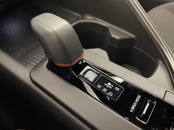 TOYOTA C-HR II - voiture d'occasion - Photo 17