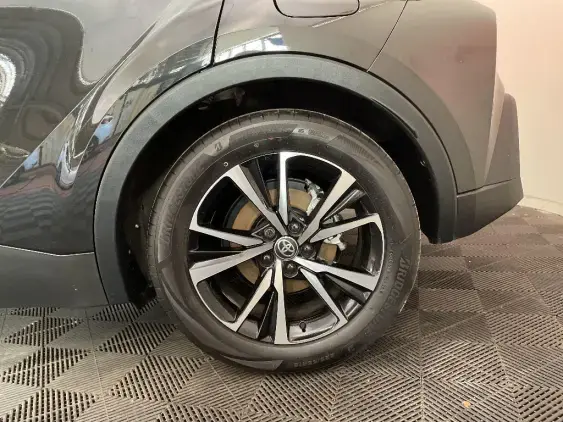 TOYOTA C-HR II - voiture d'occasion - Photo 24