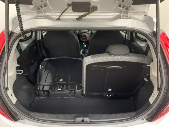 TOYOTA AYGO II - voiture d'occasion - Photo 16