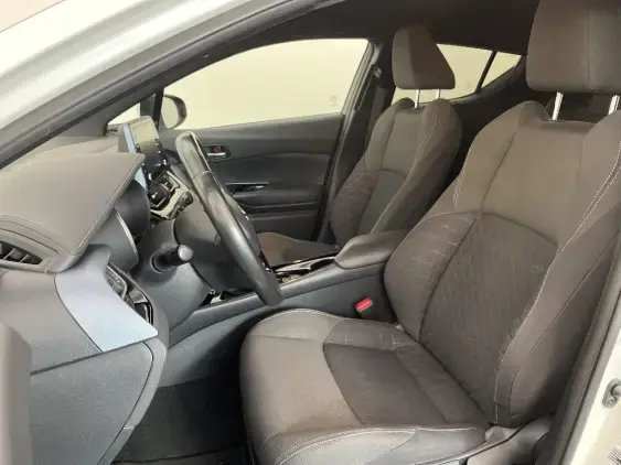 TOYOTA C-HR - voiture d'occasion - Photo 18