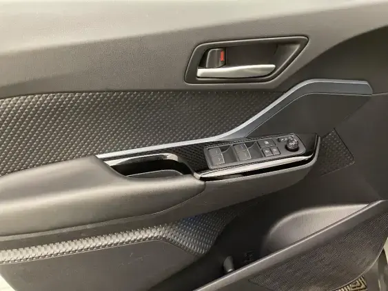 TOYOTA C-HR - voiture d'occasion - Photo 19