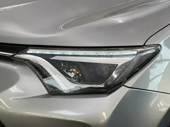 TOYOTA RAV4 IV - voiture d'occasion - Photo 22