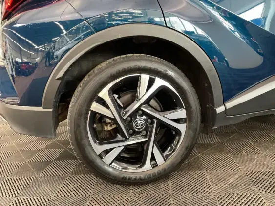 TOYOTA C-HR - voiture d'occasion - Photo 25