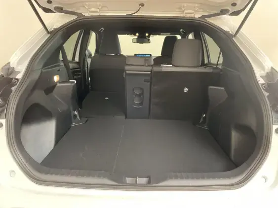 TOYOTA YARIS CROSS I - voiture d'occasion - Photo 16