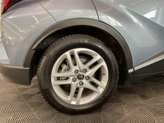 TOYOTA C-HR - voiture d'occasion - Photo 25