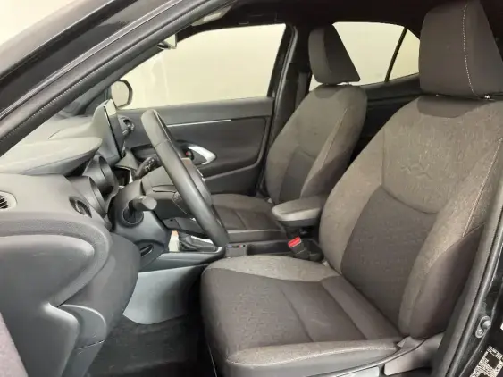 TOYOTA YARIS CROSS I - voiture d'occasion - Photo 18