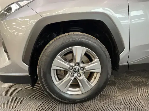 TOYOTA RAV4 V - voiture d'occasion - Photo 23
