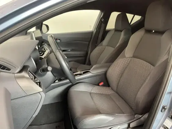 TOYOTA C-HR - voiture d'occasion - Photo 18