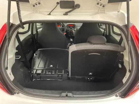 TOYOTA AYGO II - voiture d'occasion - Photo 16
