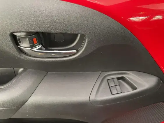 TOYOTA AYGO II - voiture d'occasion - Photo 17