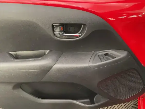TOYOTA AYGO II - voiture d'occasion - Photo 19