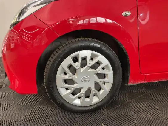 TOYOTA AYGO II - voiture d'occasion - Photo 23