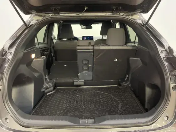 TOYOTA YARIS CROSS I - voiture d'occasion - Photo 16