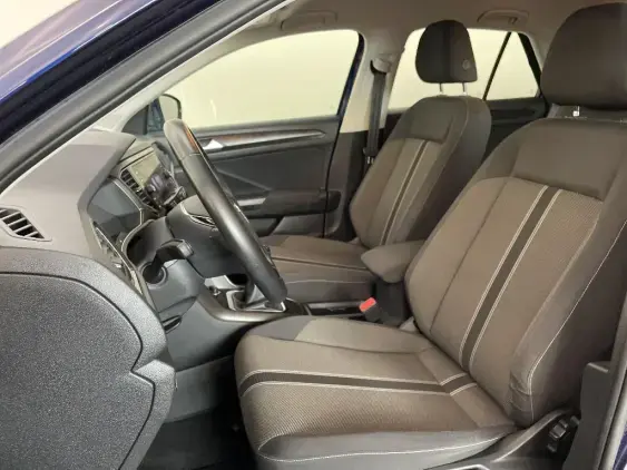 VOLKSWAGEN T-ROC - voiture d'occasion - Photo 18