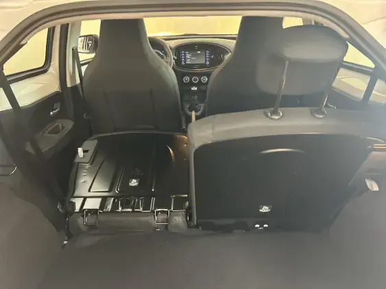 TOYOTA AYGO X - voiture d'occasion - Photo 16