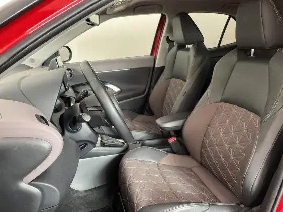 TOYOTA YARIS CROSS I - voiture d'occasion - Photo 18