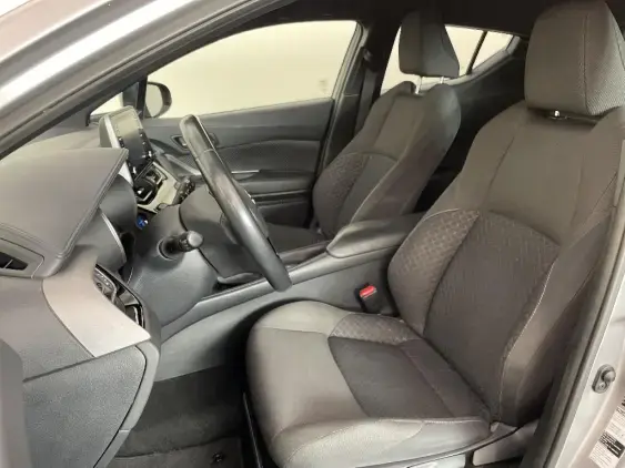 TOYOTA C-HR - voiture d'occasion - Photo 18
