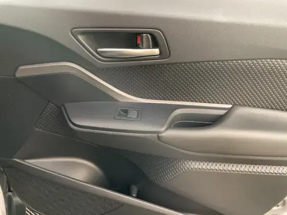 TOYOTA C-HR - voiture d'occasion - Photo 20