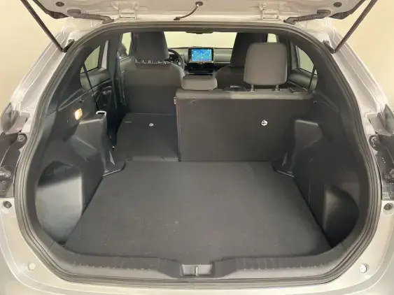 TOYOTA YARIS CROSS I - voiture d'occasion - Photo 16