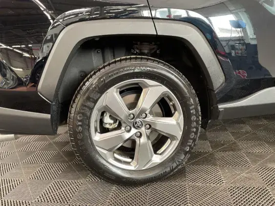 TOYOTA RAV4 V - voiture d'occasion - Photo 25