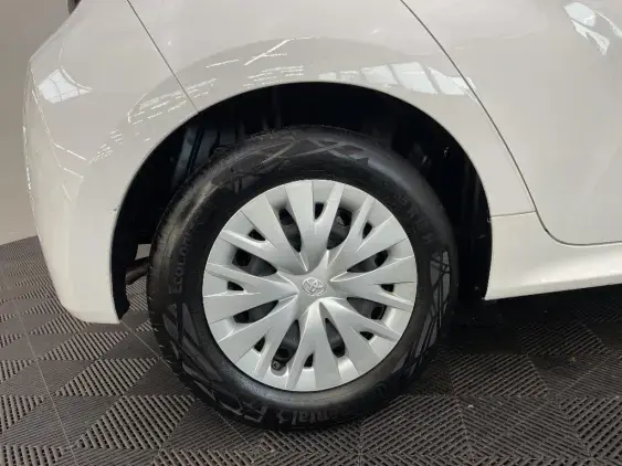 TOYOTA YARIS IV - voiture d'occasion - Photo 25