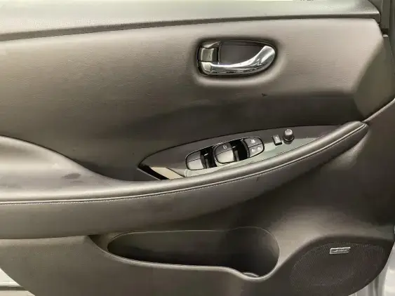 NISSAN LEAF II - voiture d'occasion - Photo 19