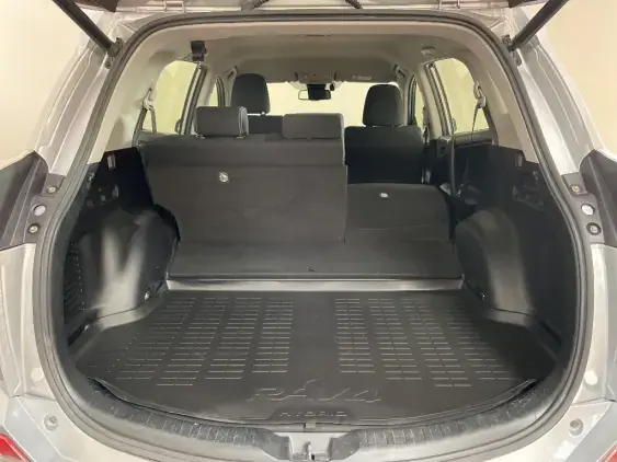 TOYOTA RAV4 IV - voiture d'occasion - Photo 16