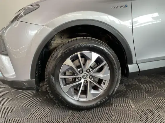 TOYOTA RAV4 IV - voiture d'occasion - Photo 23